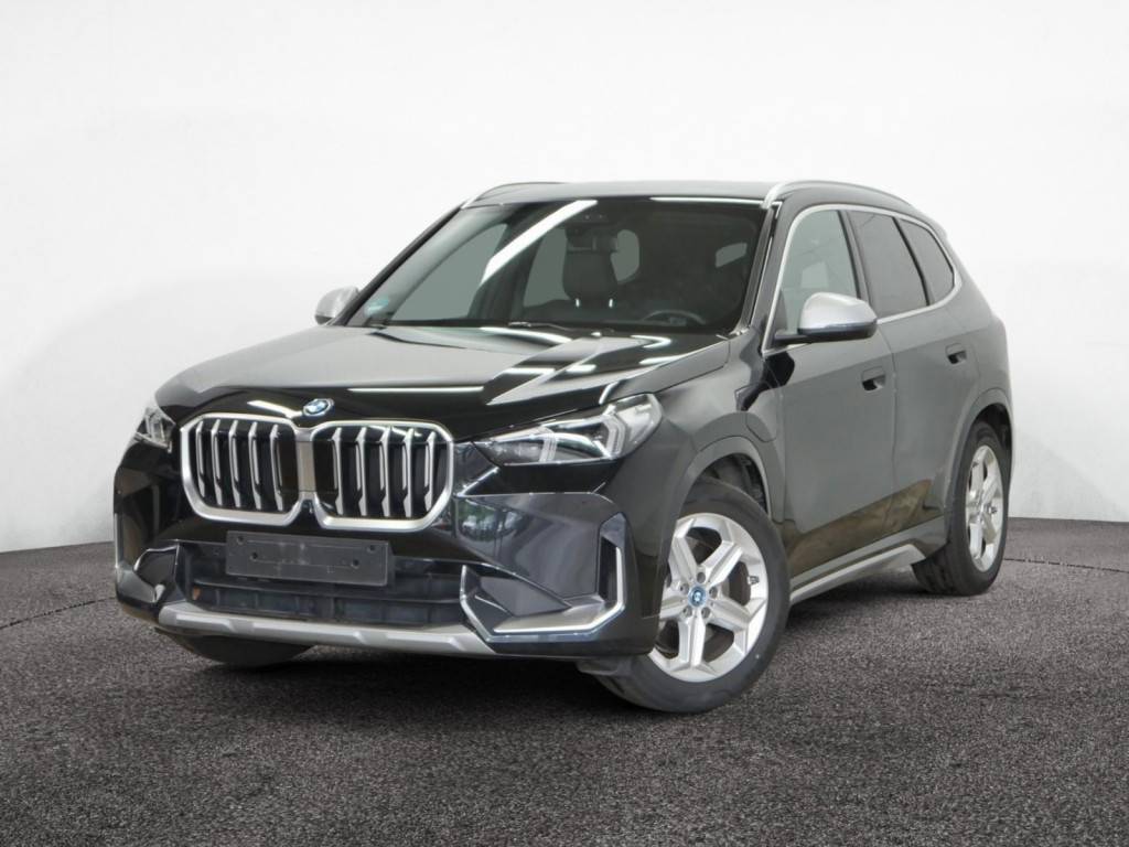 BMW X1 xDrive25e xLine AKTIVSITZE+HUD+ACC+360°KAM
