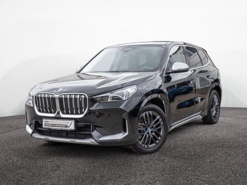 BMW iX1 xDrive30