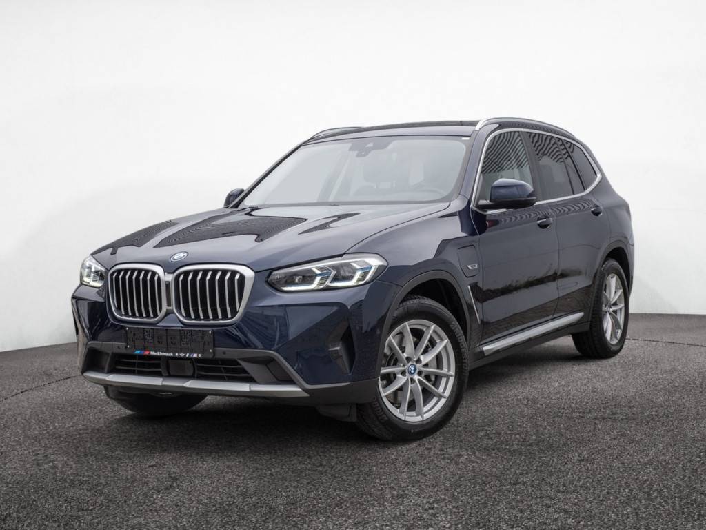 BMW X3 xDrive 30e LASER+PANO+HUD+ACC+NAVI+KEYLESS+