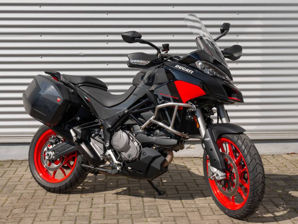 DUCATI Multistrada V2 S Travel + viel Zubehör