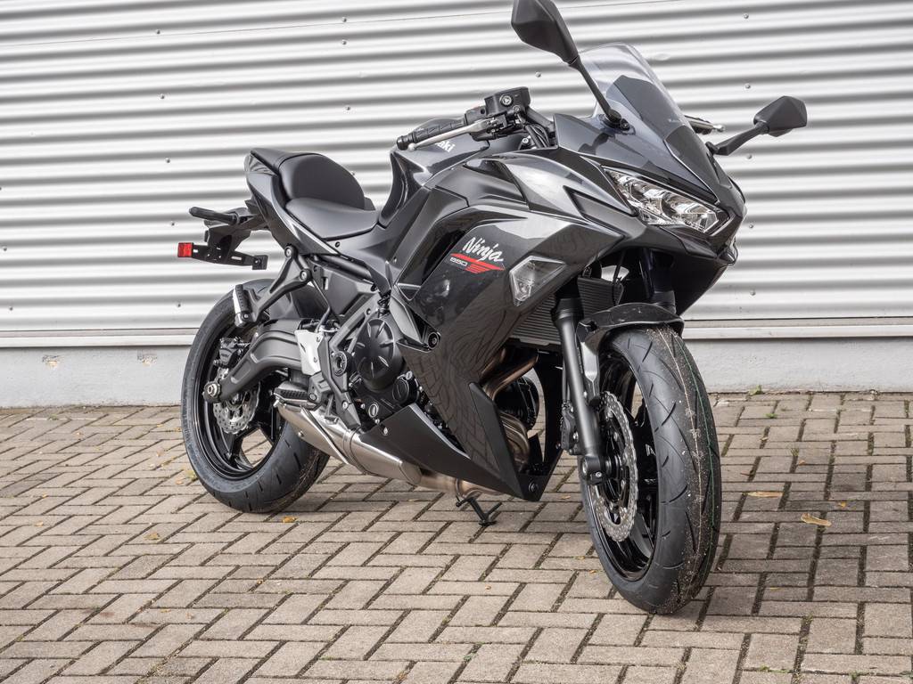 KAWASAKI Ninja 650 MY 26