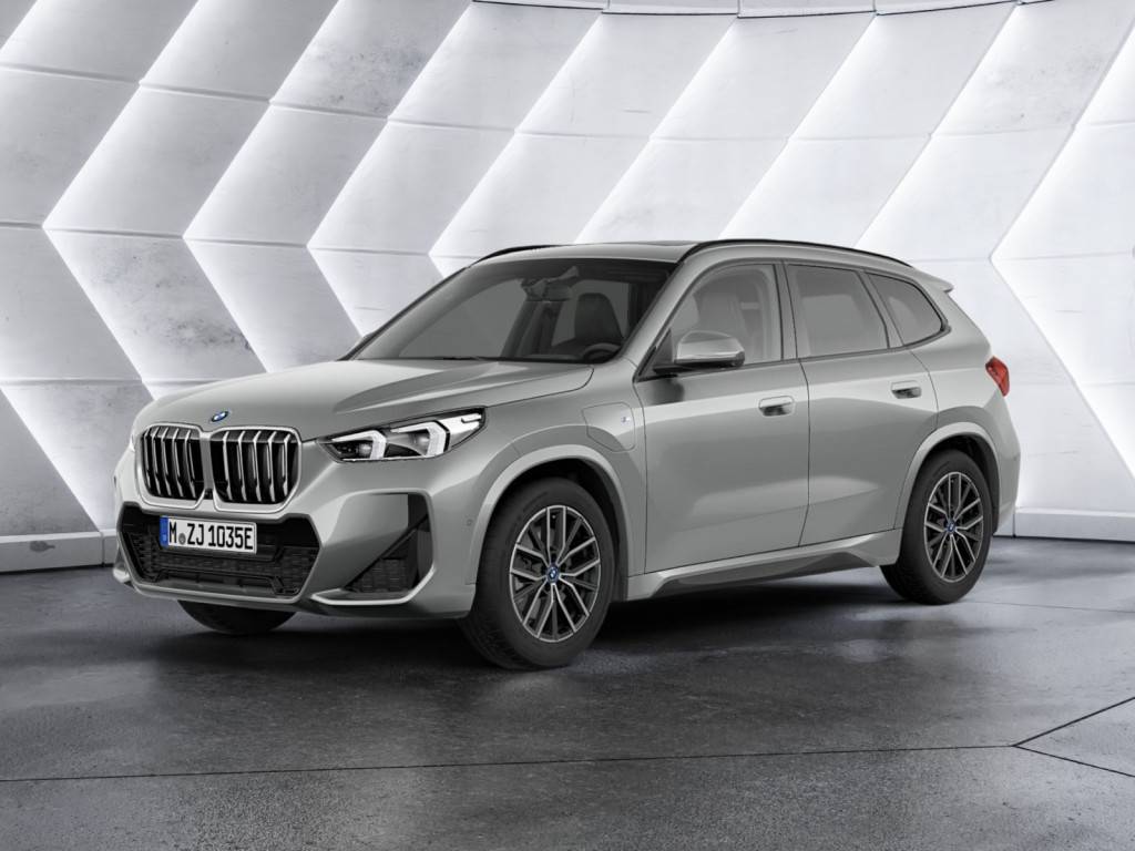 BMW X1 xDrive25e M-Sport AKTIVSITZE LED PANO 360°