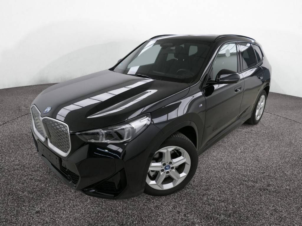 BMW iX1 xDrive30 M Sport AHK+PANO+HUD+ACC+360°KAM
