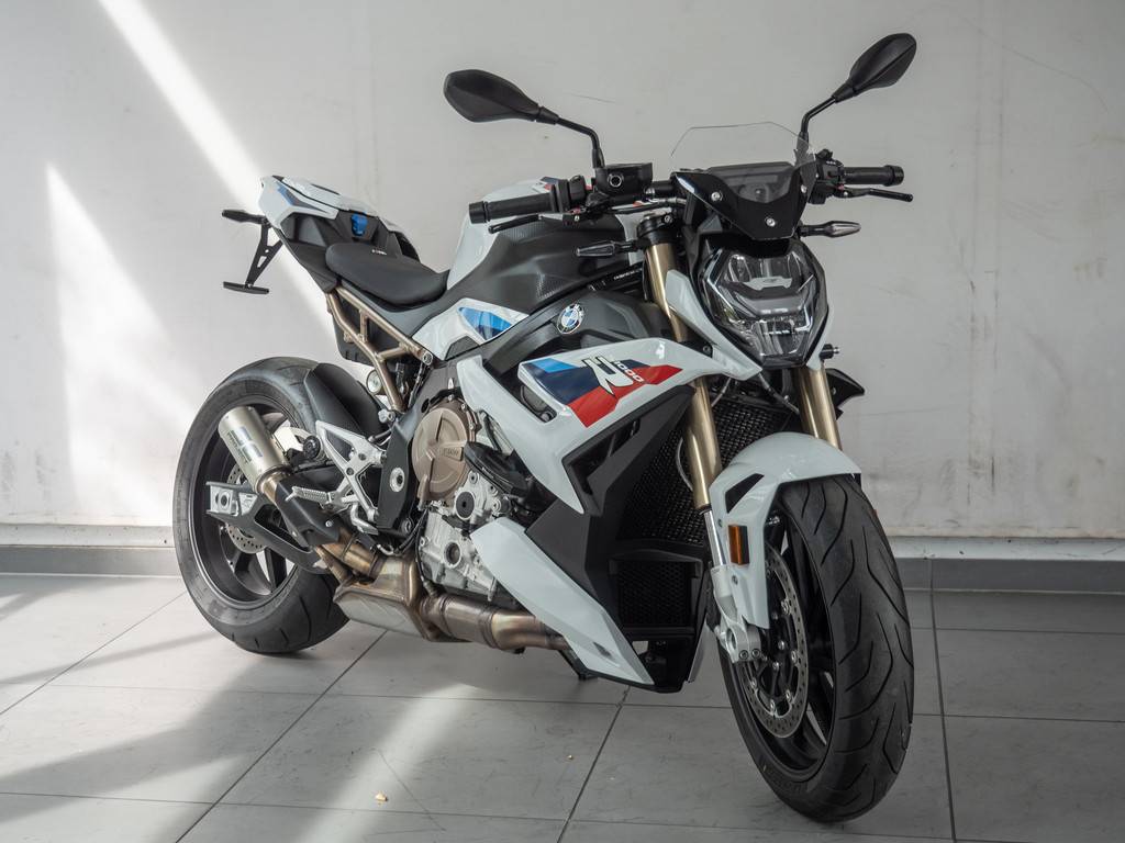 BMW S 1000 R KOMFORT-P. DYNAMIC-P. GRIFFHEIZUNG