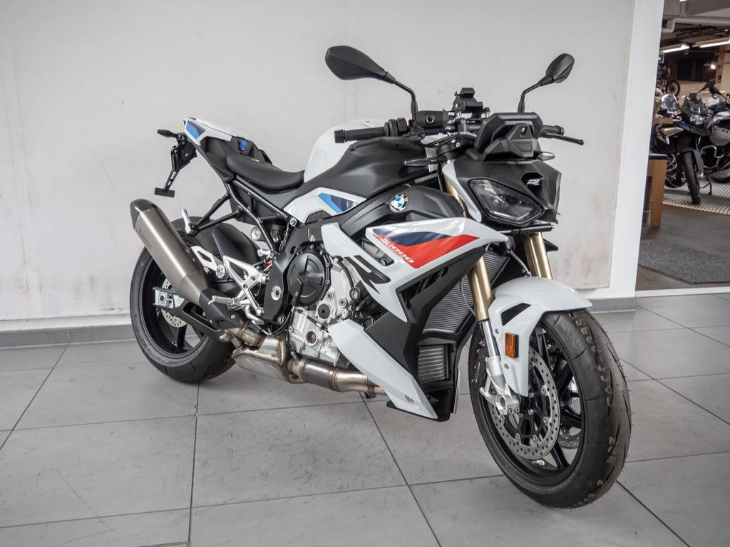 BMW S 1000 R KOMFORT-P. DYNAMIC-P. GRIFFHEIZUNG