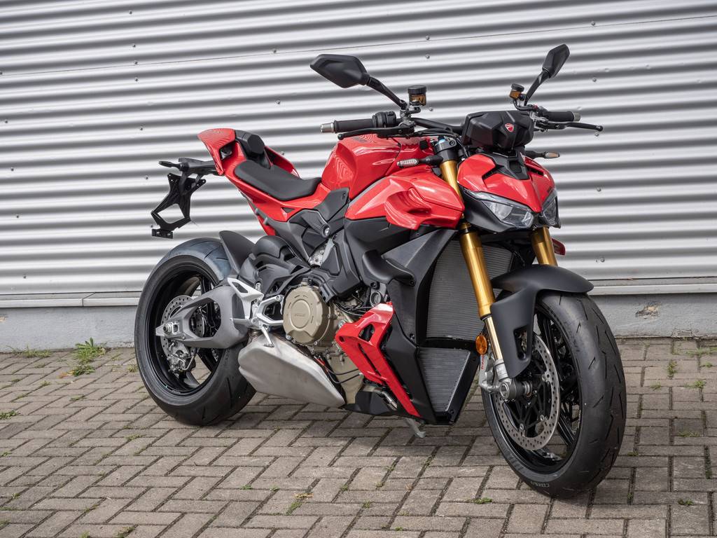 DUCATI Streetfighter V4 S