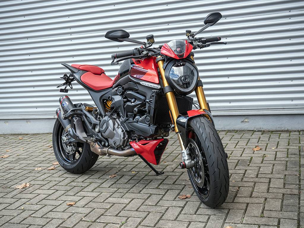 DUCATI Monster SP GRIFFHEIZUNG