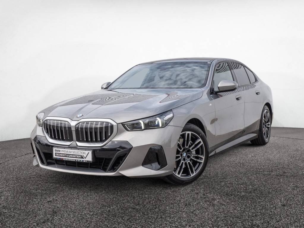 BMW 540d xDrive M-Sport PANO+B&amp;W+AUTOBAHNASSIST