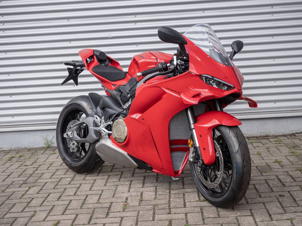 DUCATI Panigale V 4