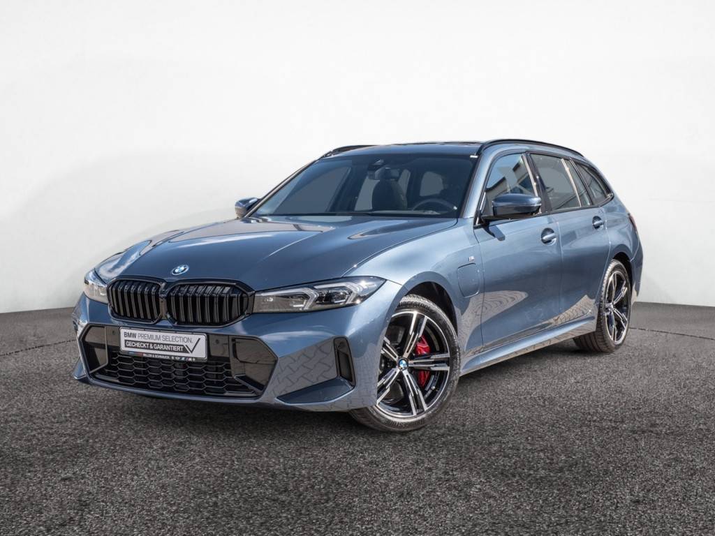 BMW 330e Touring xDrive M-Sport Pro AHK PANO 360°