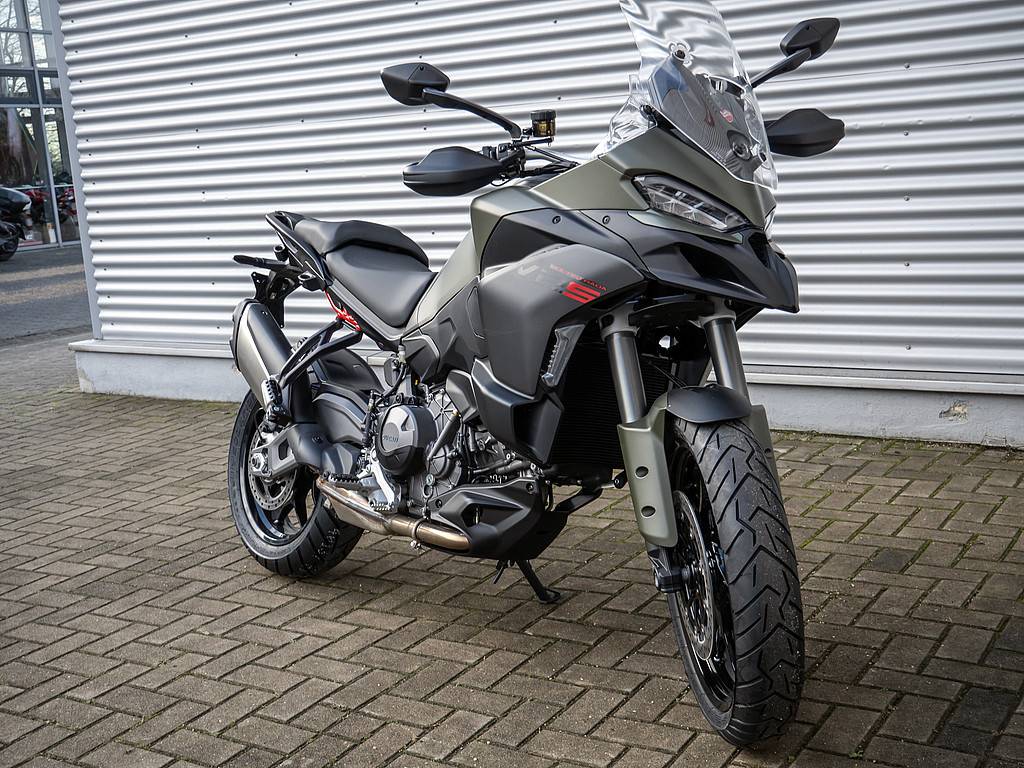 DUCATI Multistrada V2 S