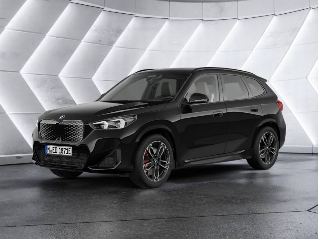 BMW iX1 xDrive30 M-Sport AKTIVSITZE LED PANO 360°