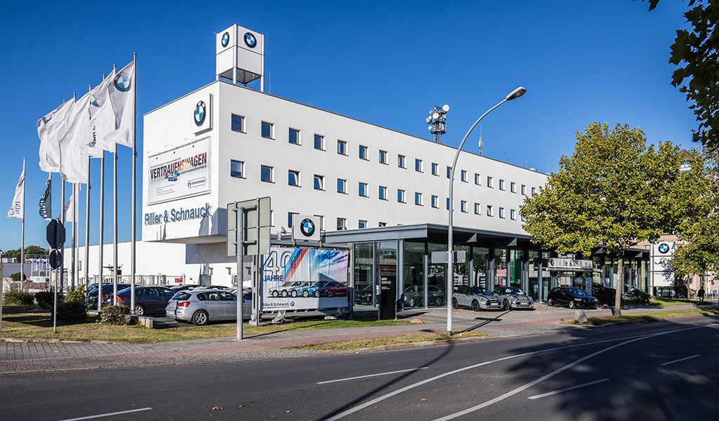 Riller & Schnauck GmbH: BMW Fahrzeuge, Services, Angebote u.v.m.