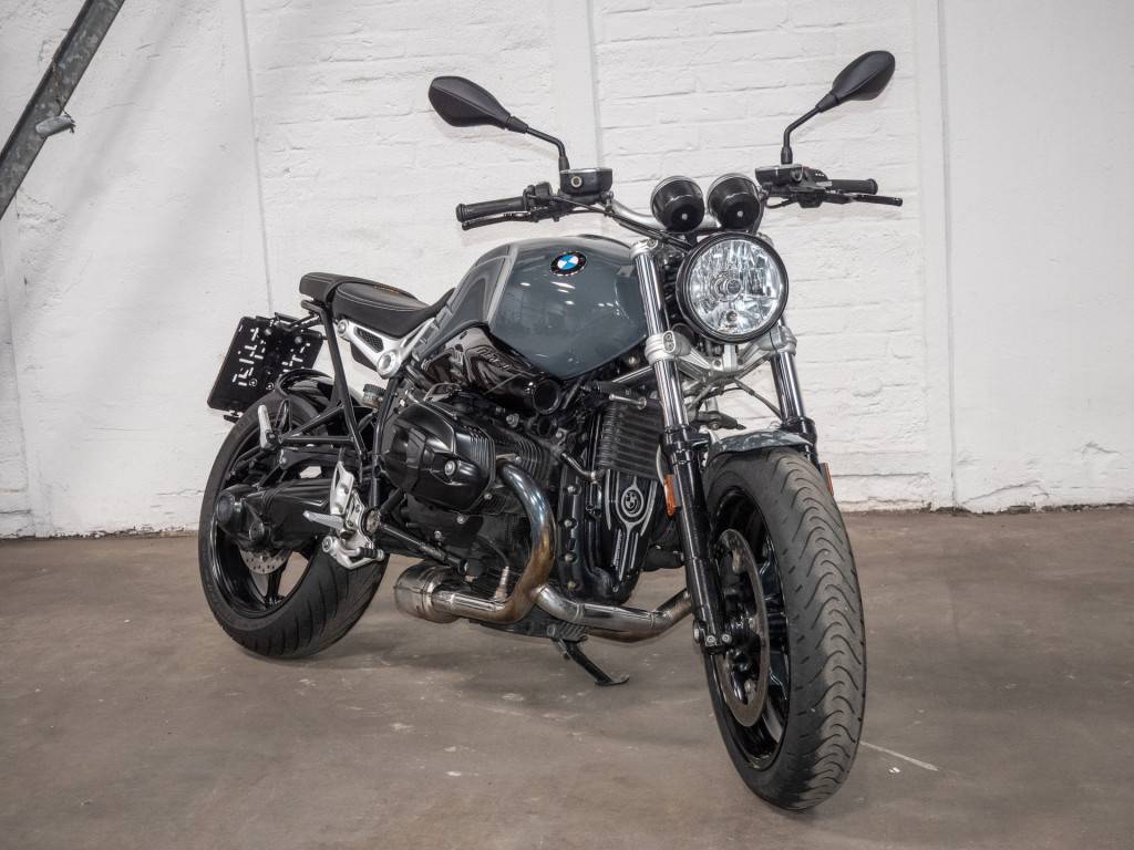 BMW R nineT Pure GRIFFHEIZUNG