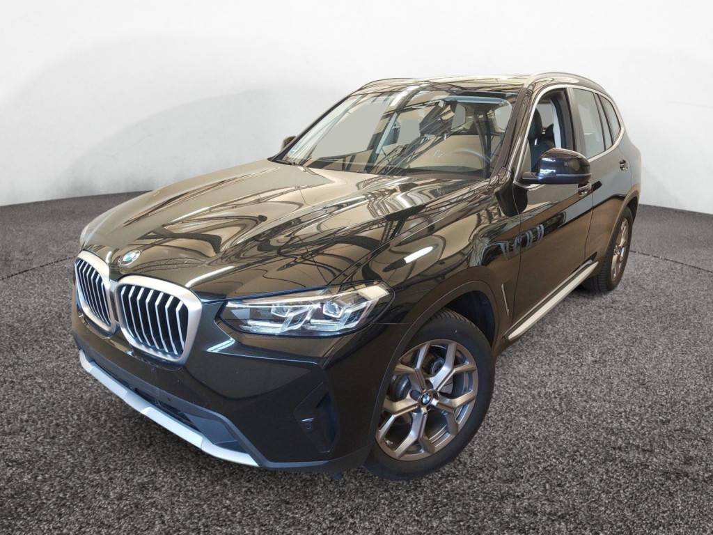 BMW X3 xDrive 20i PANO+AHK+ACC+KAM