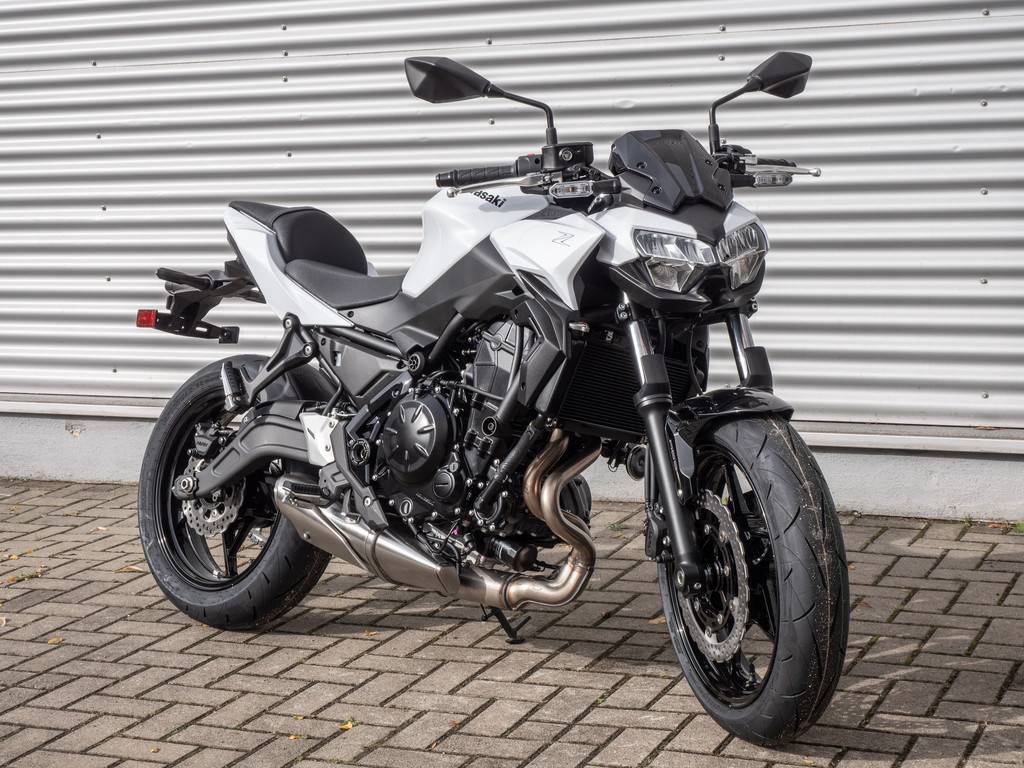 KAWASAKI Z 650 MY 26